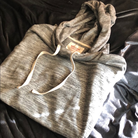 Hooded sweater top - Picture 2 of 7